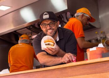 Do low carb ao 'bomba': Dia do Hambúrguer movimenta hamburguerias no DF; veja promoções